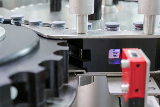 Automatische Etikettiermaschine der Genauigkeits-0.5mm 750 Flaschen/Minute
